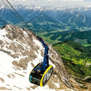 Dachstein Gletscherbahn © Shutterstock