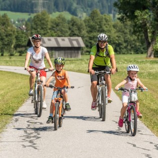 Familienradtour am Ennsradweg in Radstadt © TVB Radstadt_Lorenz Masser