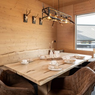 Esstisch im Appartement Edelweiß